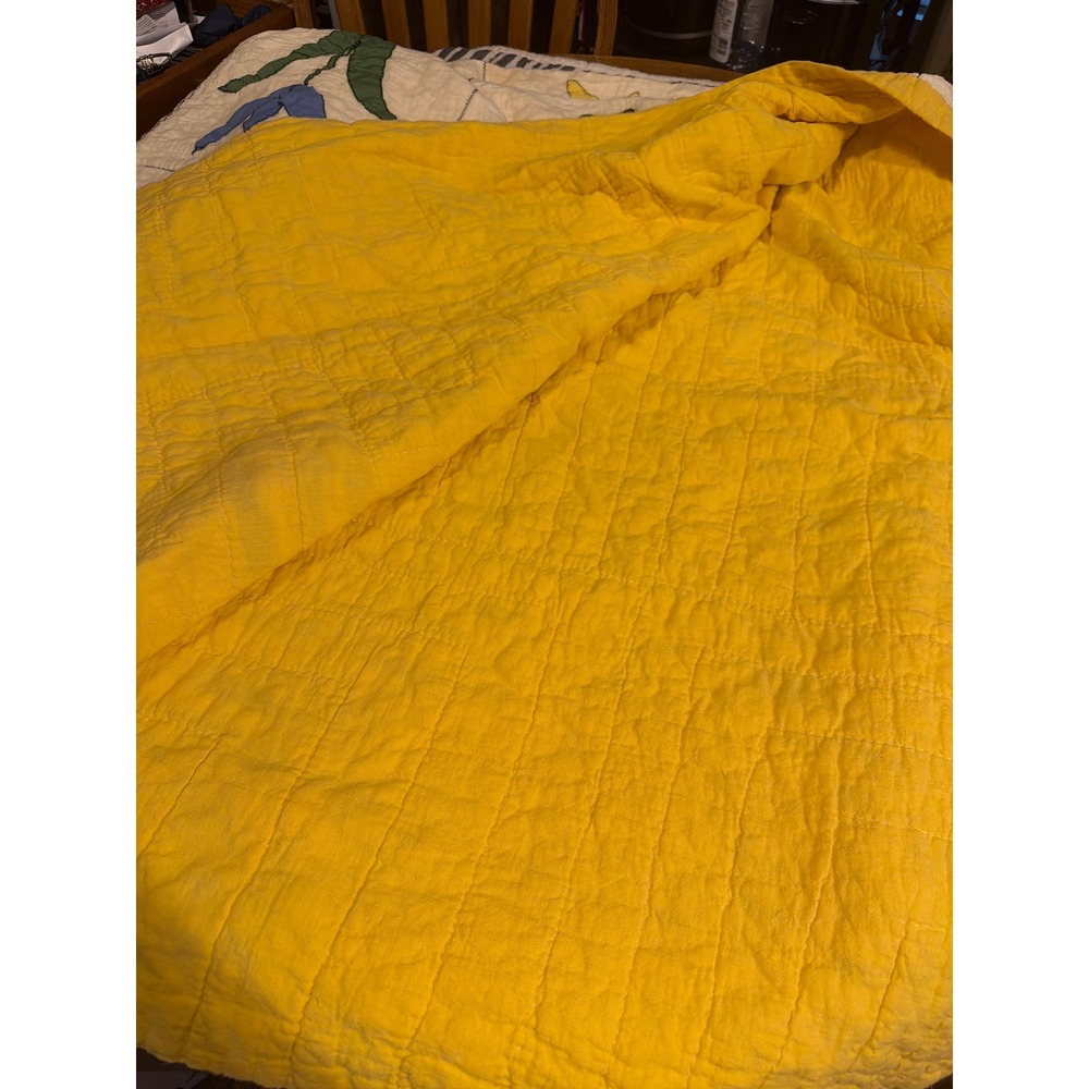 Vintage Handmade Tulip Floral Applique Quilt Yellow Backing Farmhouse Cotton - Picture 4 of 4